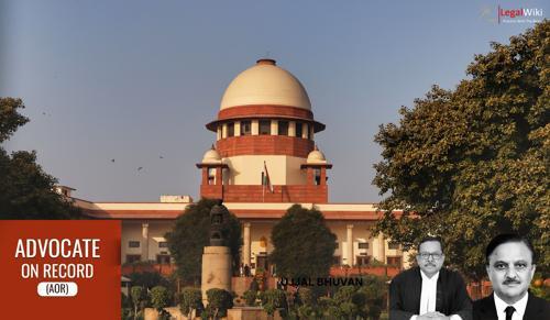 Supreme Court to Examine AoR's Duty to Notify Clients After Senior Advocate Designation