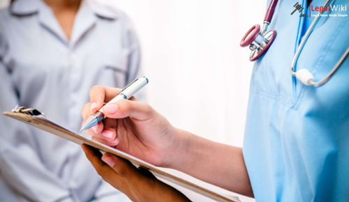 Karnataka HC Directs State to Take Immediate Action Against Clinics Run by Fake Doctors Misleading Public