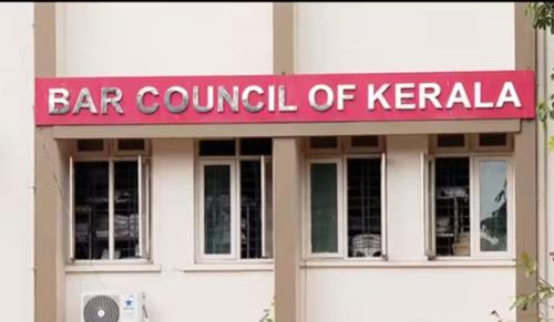 Kerala Bar Council Issues Show Cause Notice to Advocate for Featuring Judge’s Car in Enrolment Video