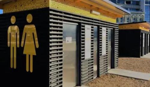 Delhi High Court Slams Civic Bodies Over Dirty Toilets, Seeks Action Plan for Public Toilet Maintenance