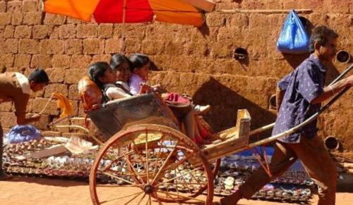 'Inhuman Practice': SC Bans Hand-Pulled Rickshaws in Matheran, Directs State to Implement E-Rickshaw Scheme