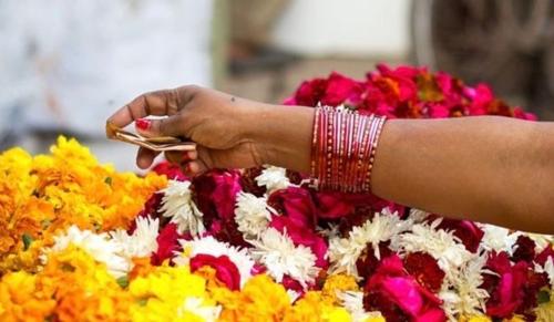 Delhi High Court: Denial of Parole to Perform Parent’s Last Rites Violates Article 21