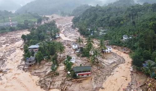 Kerala High Court Stays Loan Recovery from 2024 Wayanad Landslide Victims