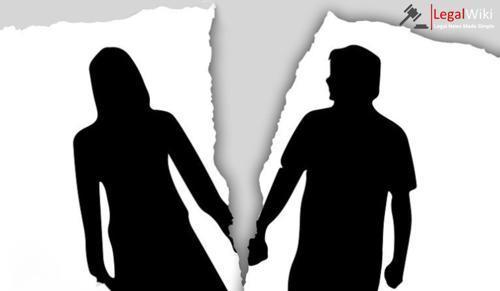 Husband Forcing Wife to Quit Job Amounts to Mental Cruelty: Kerala High Court