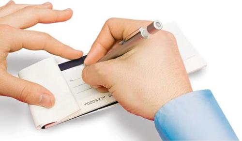 Deliberate Signature Mismatch to Defeat Cheque Payment Attracts S.138 NI Act: J&K & Ladakh High Court