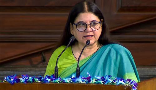 Supreme Court Slams Maneka Gandhi Over Remarks on Stray Dogs, Flags Contempt Concerns