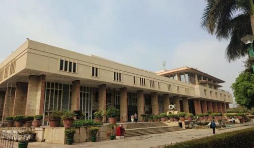 Delhi High Court Frames Criminal Contempt Charges Against Lawyer Over Allegations Against Judge